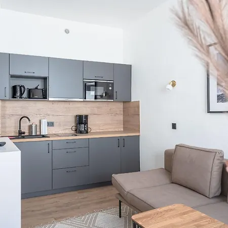 Apartment Johouse 9 *